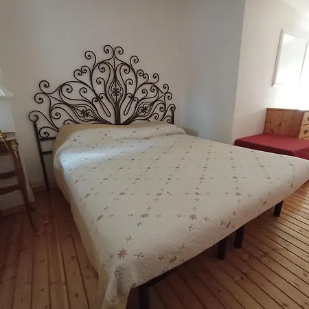 Camporotondo - Ampio Salone Con Vista Montagne كابادوتشيا