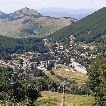 Camporotondo - Ampio Salone Con Vista Montagne كابادوتشيا